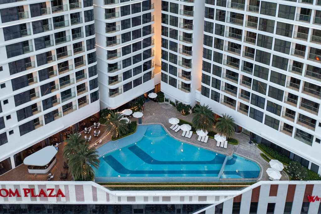 Meliá Vinpearl Empire 5* Nha Trang