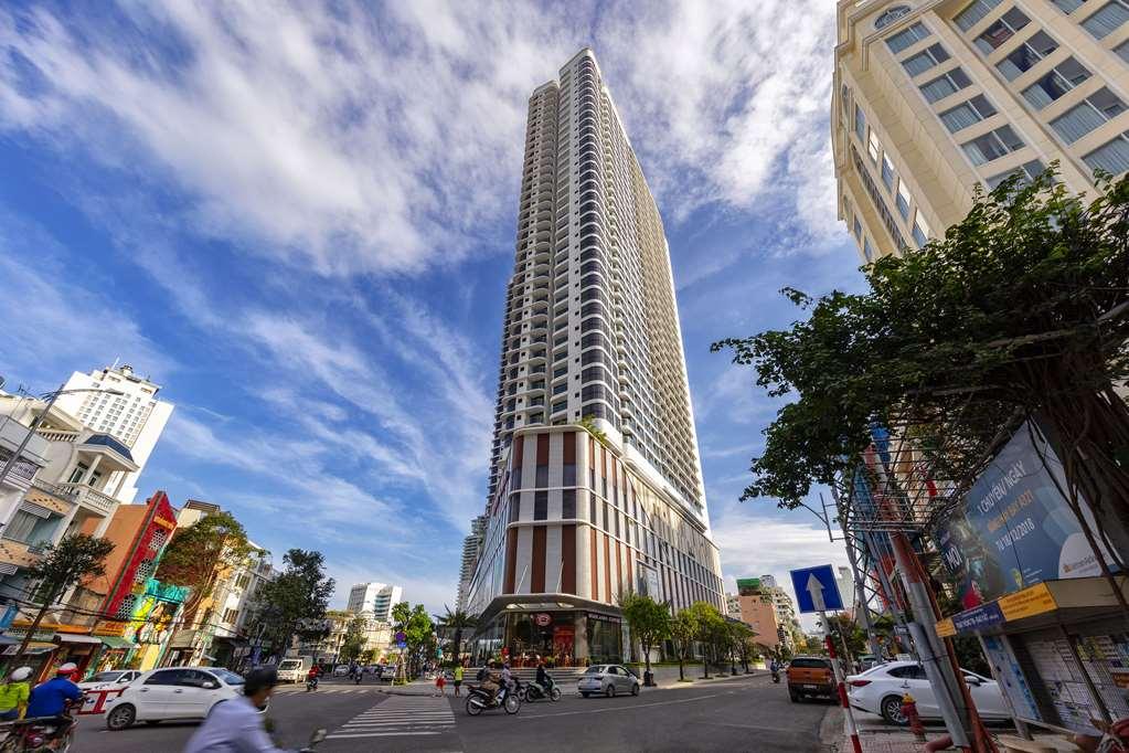 Meliá Vinpearl Empire Khách sạn