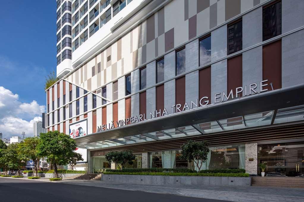 Meliá Vinpearl Empire Khách sạn 5*
