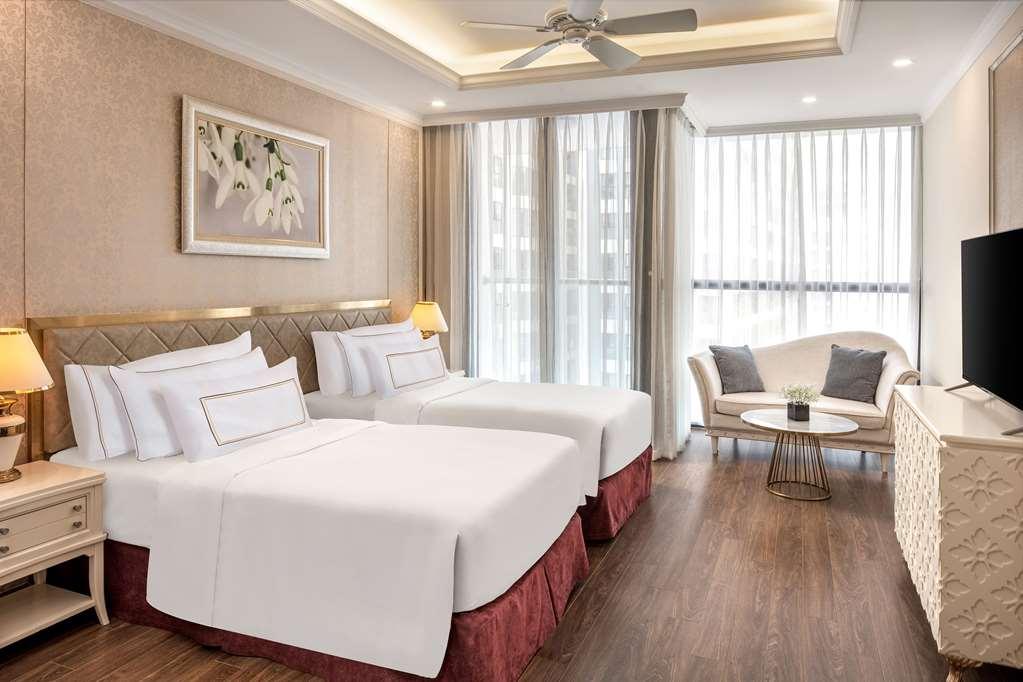 Meliá Vinpearl Empire Khách sạn 5*