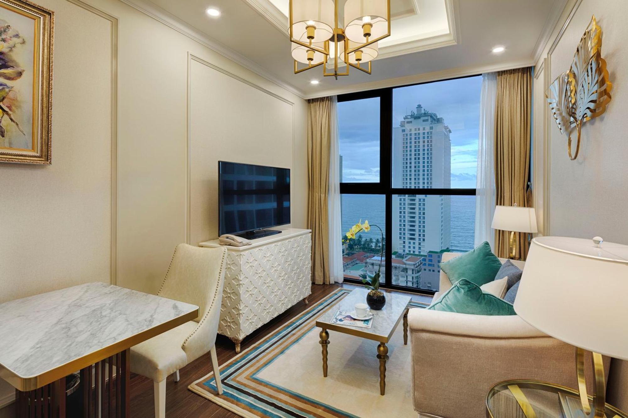 Khách sạn Meliá Vinpearl Empire 5*